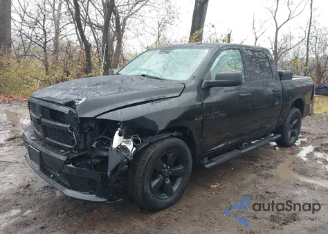 2017 Ram 1500 Express 4X4 5'7 Box z USA, uszkodzony, nr VIN 3C6RR7KT8HG640873